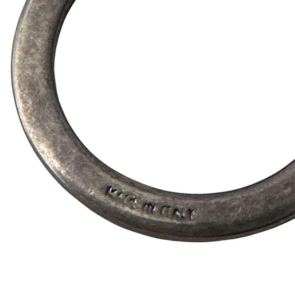 Gucci Metallic Silver Keyring Keychain - Picture 3 of 4